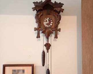 Small cuckoo clock