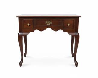 Henkel Harris Queen Anne Mahogany Side Table or Lowboy fourth image