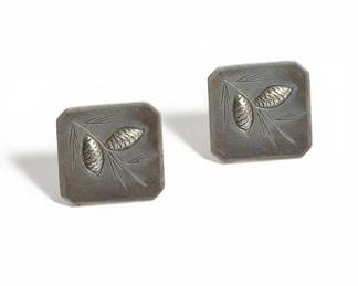 Vintage Stuart Nye Sterling Silver Pinecone ScrewBack Earrings fourth image