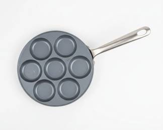 Nordic Ware Scandinavian Aebleskiver Pan third image
