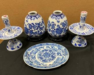 Modern Blue And White Decor