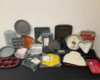 Cake Pan Extravaganza