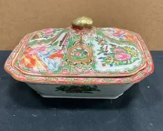 Chinese Rose Medallion