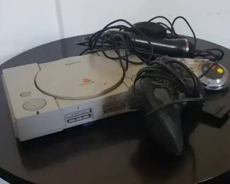 EFF194- PS1 Playstation 1 Console And Misc Accessories