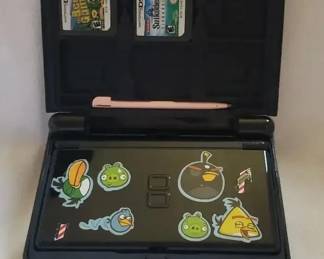EFF110- Nintendo DS Lite With Accessories, Games And Case