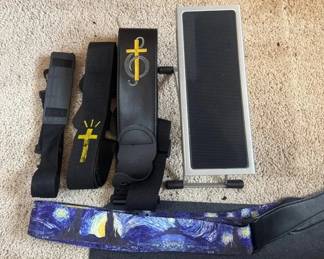 EFF013 - String Instrument Accessories (Stand & Strap) 