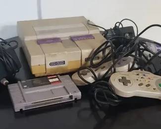EFF184 Vintage SNES Super Nintendo Console! with Controllers, Adapters & Game