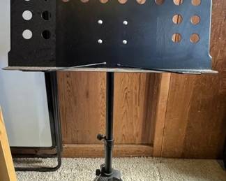 EFF007 - Steel Music Stand (ChromaCast) 