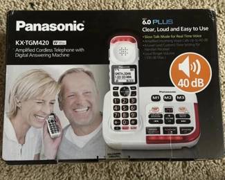 EFF012 - Panasonic KX-TGM420W Amplified Cordless Telephone with Digital Answering Machine