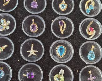 Assorted Gold jewelry 