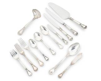 1011
A Gorham sterling silver 'Chantilly' assembled flatware service
20th century
Each marked for sterling and with factory marks
Comprising:
12 place knives (9.75")
12 dinner knives (9")
12 butter spreaders (6.25")
12 dinner forks (7.5")
12 luncheon/dessert forks (7")
12 salad forks (6.5")
12 cream soup spoons (6.375")
12 oval soup spoons (6.75")
12 teaspoons (5.875")
2 table/serving spoons (8.5")
1 master butter knife (6.875")
1 cake/pie server (10.625")
1 gravy ladle (6.75")
113 pieces
Total weighable sterling: 103.1 oz. troy approximately
Estimate: $2,500 - $3,500