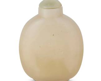 1038
A Chinese carved hardstone snuff bottle
Late Qing Dynasty (1644-1912) or later
With hardstone cap
2.875" H x 2.125" W x 0.875" D
Estimate: $400 - $600