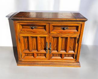 150.00 bar rolling cart 