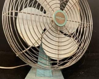 Vintage Temp Master Metal Fan Baby Blue One Speed