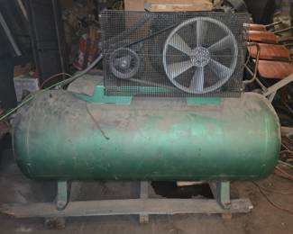 Speedaire Compressor (2 of 4)