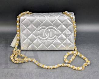 CHANEL PURSE