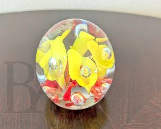 ST CLAIR ART GLASS PAPERWEIGHT