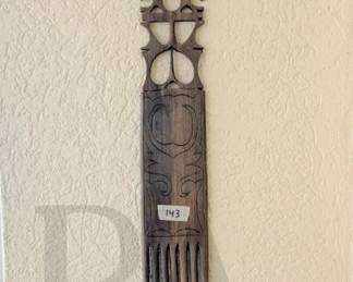 AFRICAN TRIBAL COMB