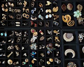 Hundreds of pieces of costume and fine jewelry