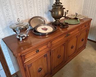 Henredon buffet. 