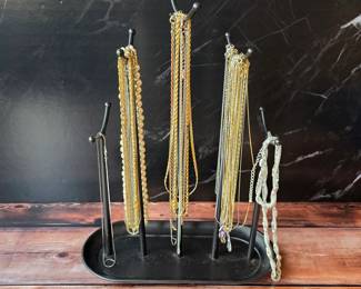 Jewelry and vintage jewelry / Necklaces