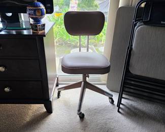 Tanker chair
