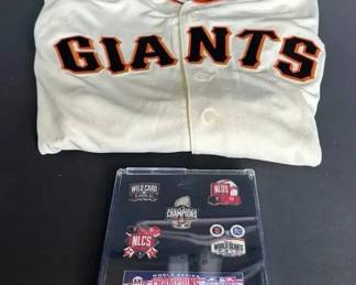 SH688Giants Collectible Gear