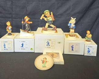 SH4626 Hummel Figurines in Boxes