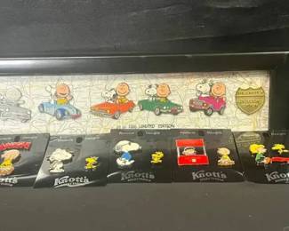 SH447Peanuts Pins 