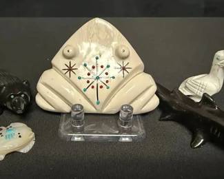 SH646T. Martza Zuni Fetish Frog And More 