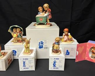 SH5157 Hummel Figurines in Boxes