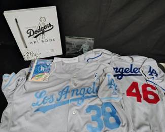 SH682LA Dodgers Jersey Collectibles  More