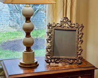 Curry & Company marble lamp