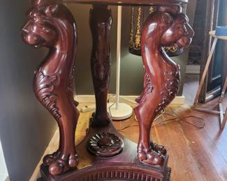 GRIFFEN TABLE WITH MARBLE TOP