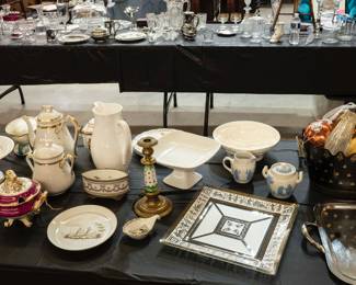 Old Paris porcelain, English porcelain, and ironstone. 