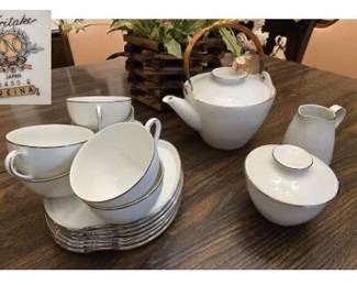Noritake Japan Reina Tea Luncheon Set