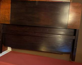 Vintage Art Deco / 1940s Two-Tone Bedroom Furniture
Solid wood & veneer construction with original brass hardware.
Includes vanity with mirror & stool, tall dresser, and twin headboard/footboard.
Classic geometric design from the late Deco era.