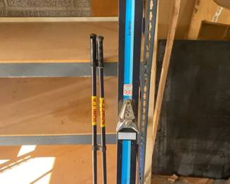 Hexcel BlueLite 180 Skis With Solomon 444 Binding 