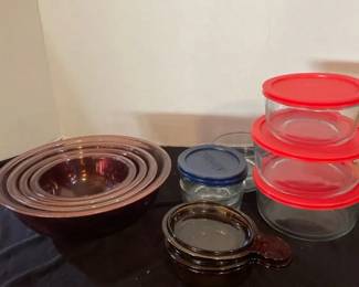 Pyrex Bowls And Storage
