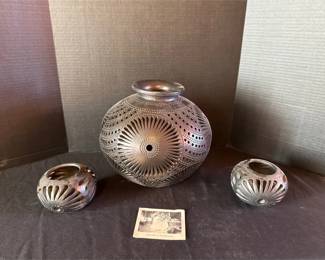  06 Pottery From The Dona Rosa Family