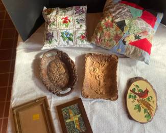 Older Resin Wood Trays And Other Decor
