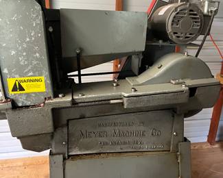 Commercial Pecan cracker