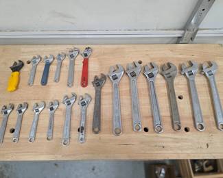 97 19AdjustableWrenches
