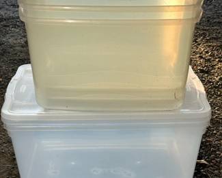 75 5RubbermaidandSteriliteStorageTotes