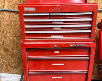 180 CraftsmanandTaskForceRollingToolStorageDrawers