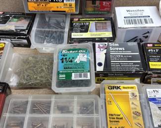 133 VariousScrewTypesSizesandQuantities