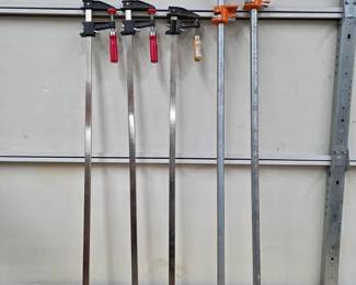 89 5HeavyDutySteelBarPipeClamps