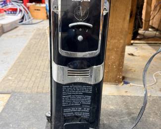 158 1500WHoneywellOilRadiantHeater