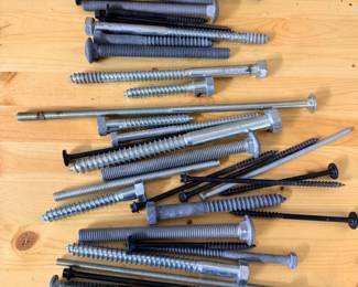 199 LargeLagandCarriageBoltsHardware