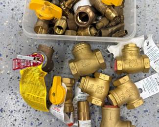 140 341BrassGasFittingsandValves